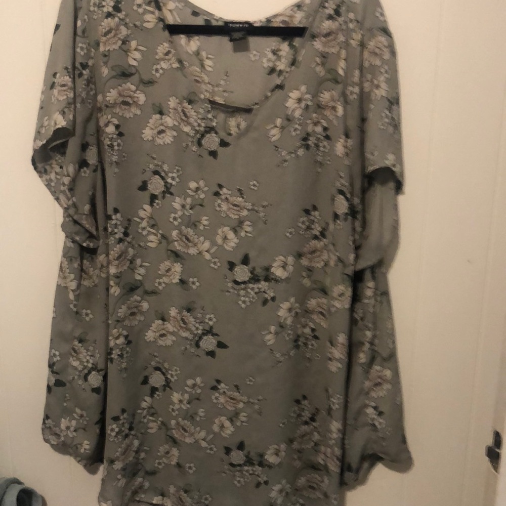 Flower print shirt